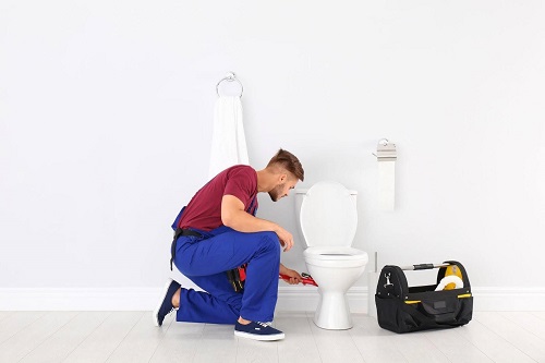 Why Hiring an Expert Plumber Saves You Money